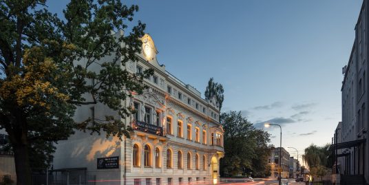 Jaracza Prestige, powierzchnia biurowa